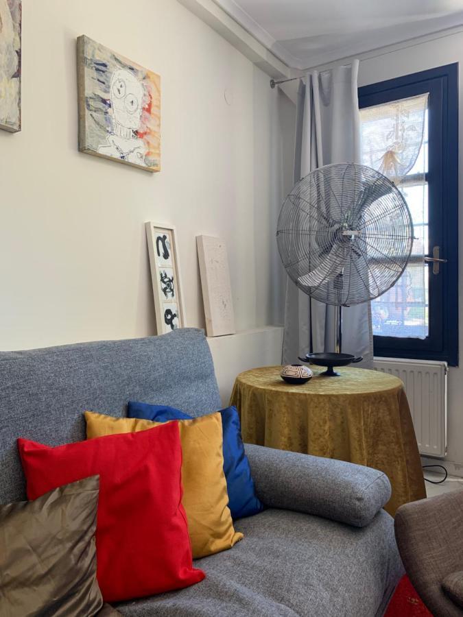 Gemuetliches Appartement In Ano Poli Tesalonika Bagian luar foto