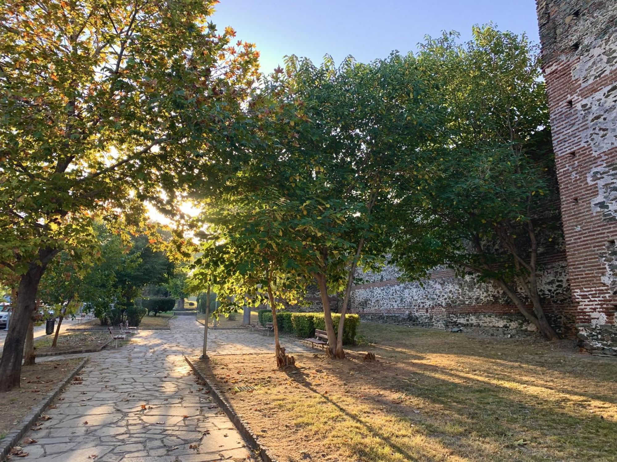Gemuetliches Appartement In Ano Poli Tesalonika Bagian luar foto
