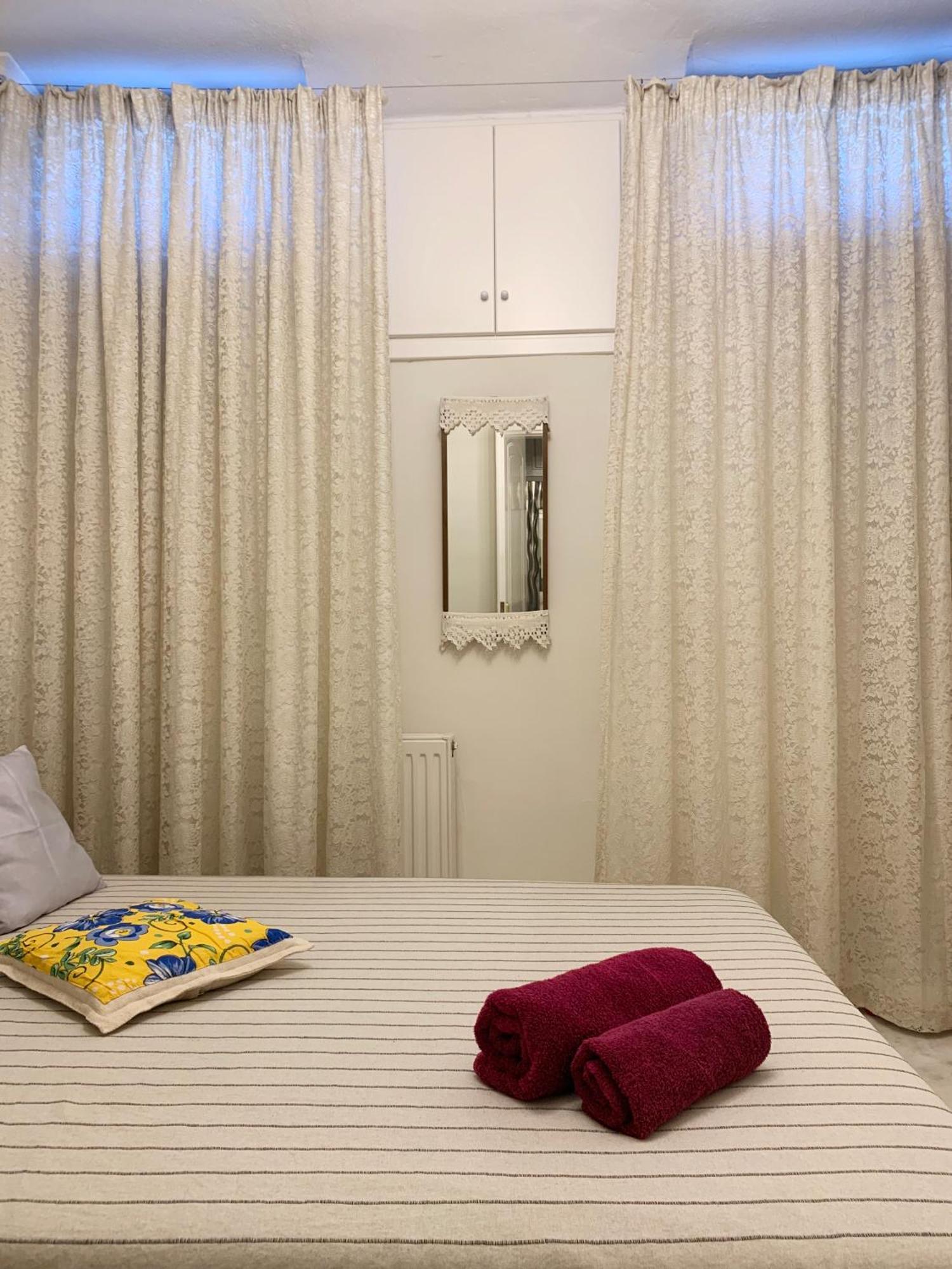 Gemuetliches Appartement In Ano Poli Tesalonika Bagian luar foto